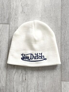 Von Dutch | Cream Knit Beanie with Navy Embroidered Logo